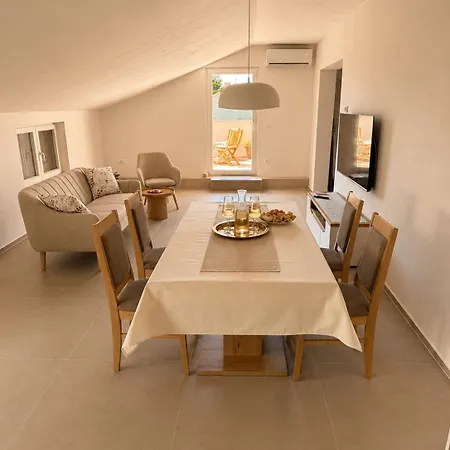 Le Rondini Di Pietro Apartman